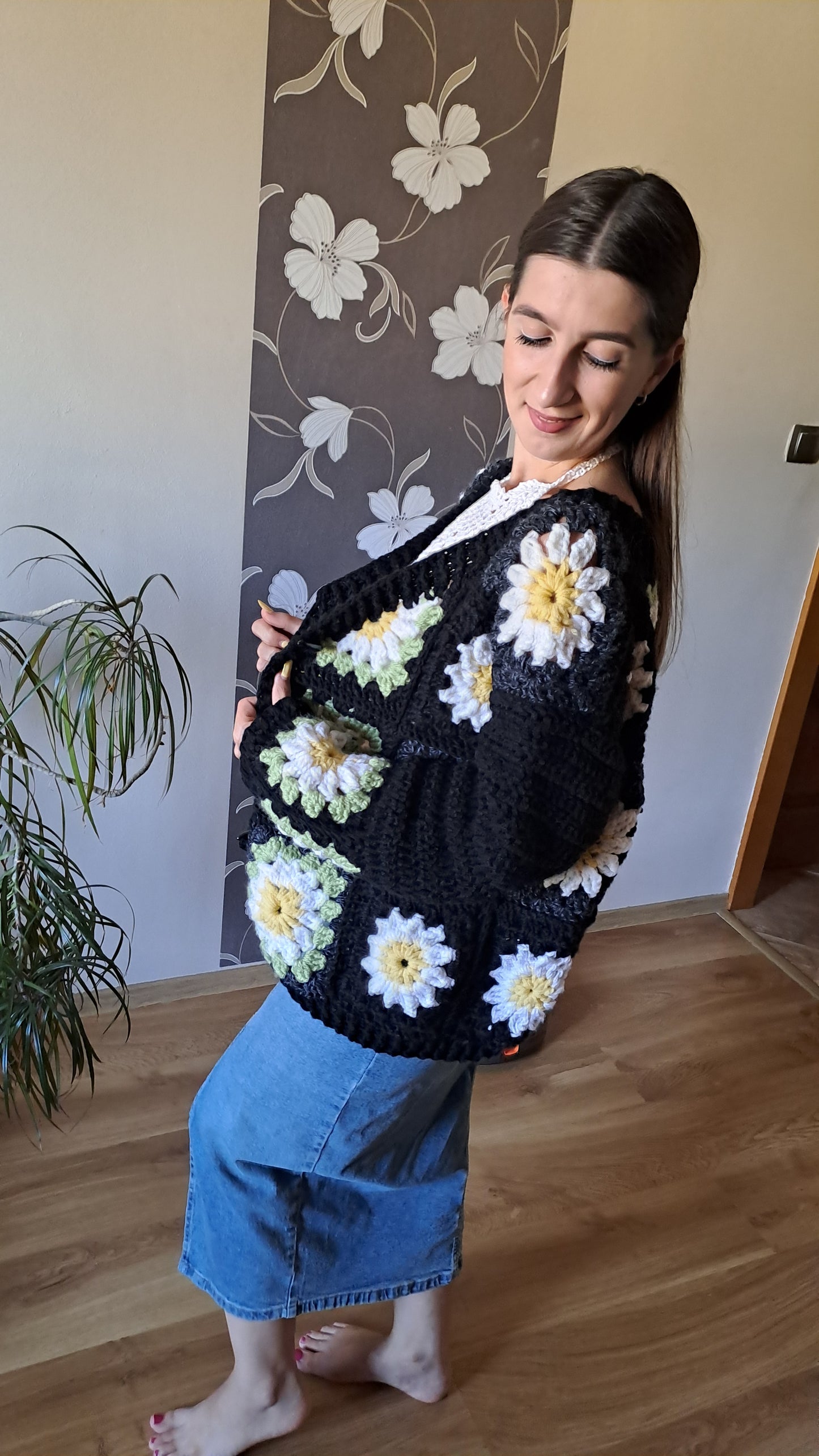 Kvietkovaný patchwork sveter