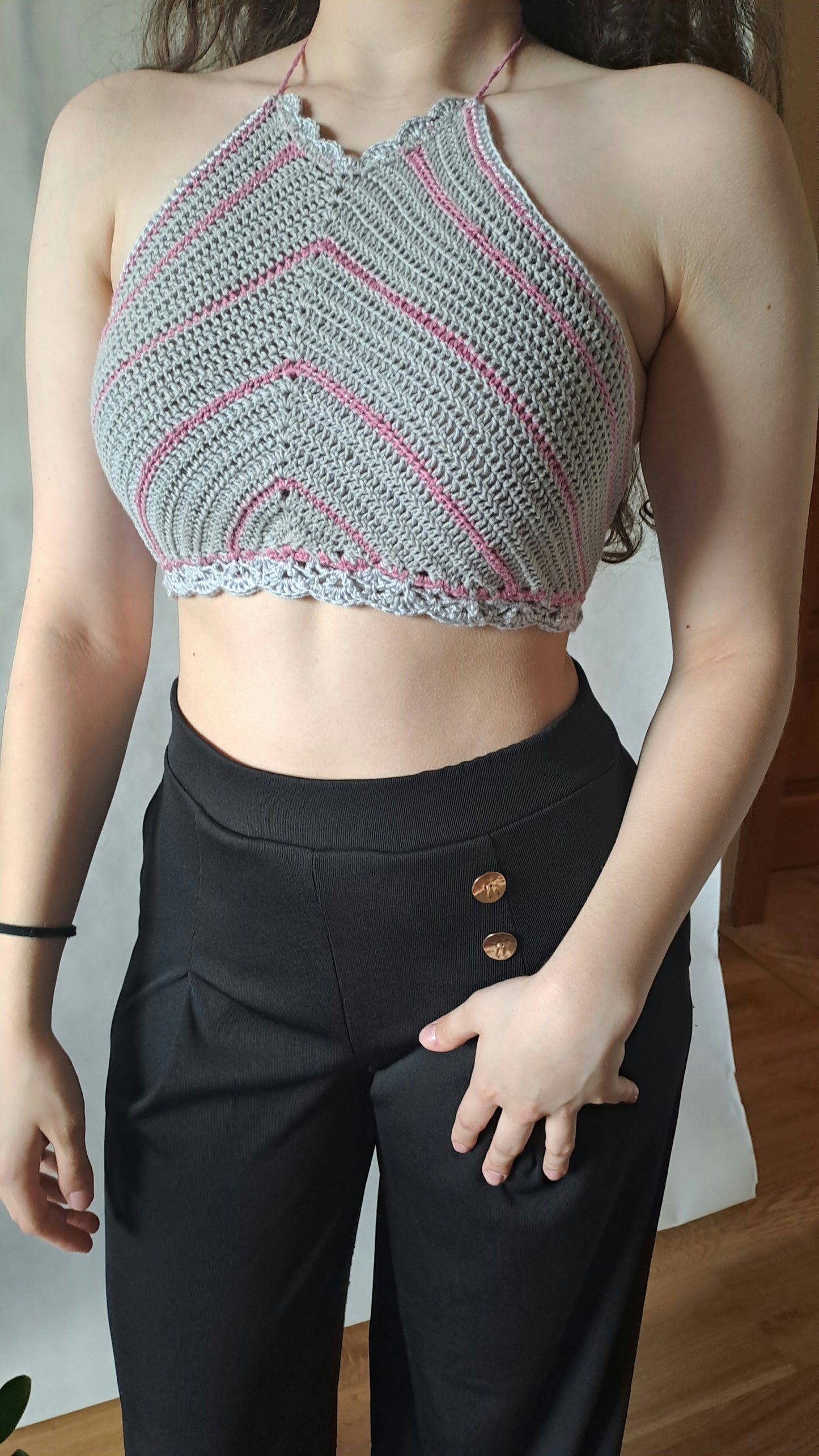 Croptop šedoružový