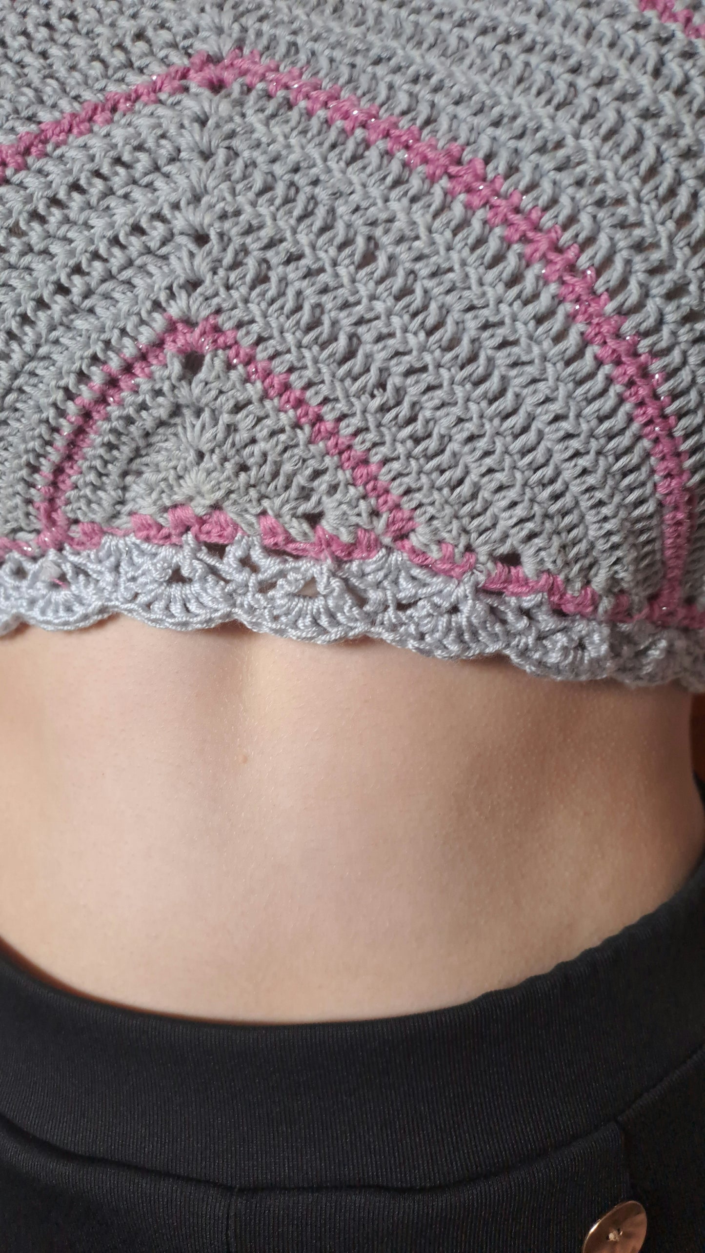 Croptop šedoružový