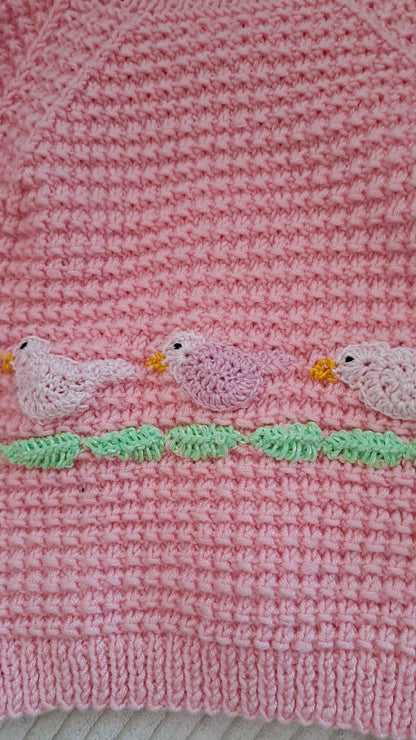 Detský pulóver s vtáčikmi