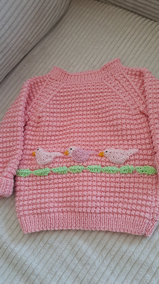 Detský pulóver s vtáčikmi